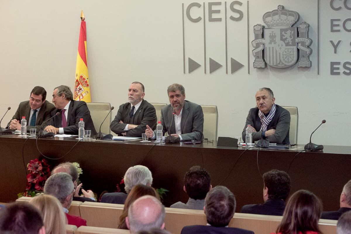 Presentacin del Dilogo Social de Castilla y Len en el CES estatal