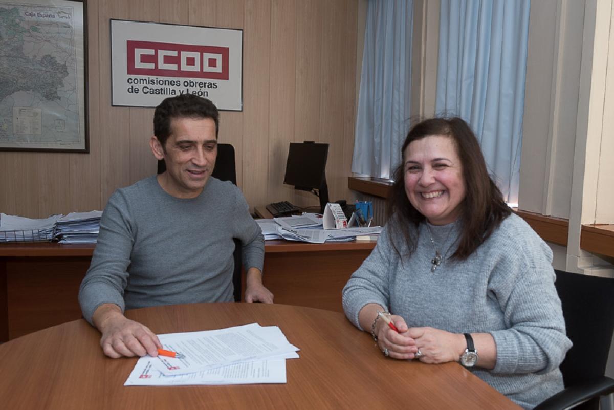 Firma del acuerdo entre la Fundacin "Paz y Solidaridad Esteban Riera" de CCOO de Castilla y Len y los Comits de Trabajo para la Salud de Palestina