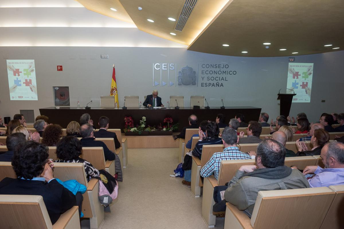 Presentacin del Dilogo Social de Castilla y Len en el CES estatal