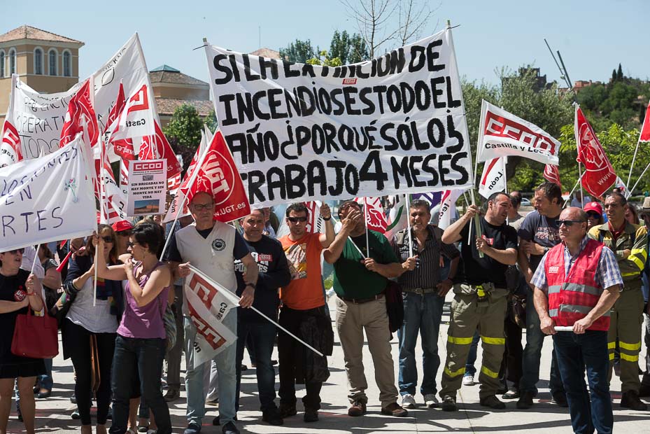 Manifestación en Valladolid para exigir un operativo de incendios todo el año