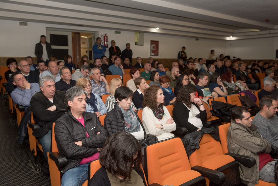Público en el acto de conmemoración de los 55 años de CCOO en Laciana